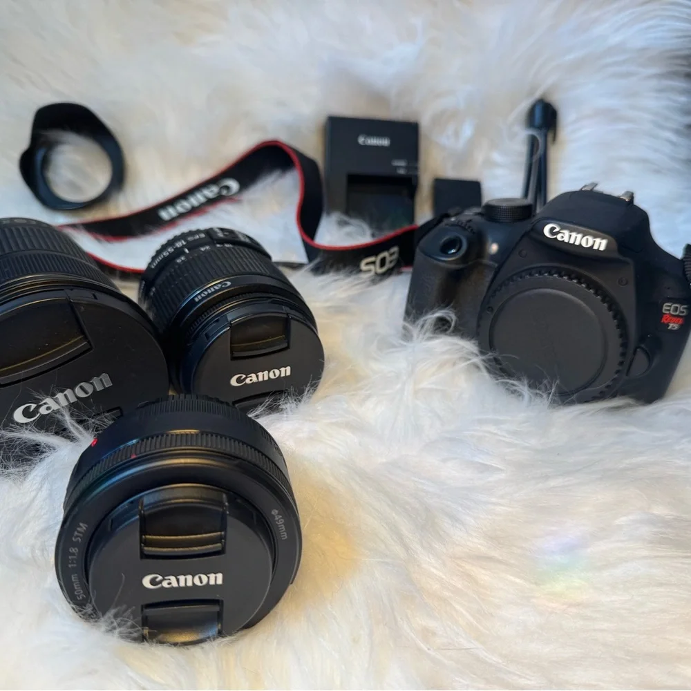 Canon Black EOS Rebel T5 Camera with Accessories